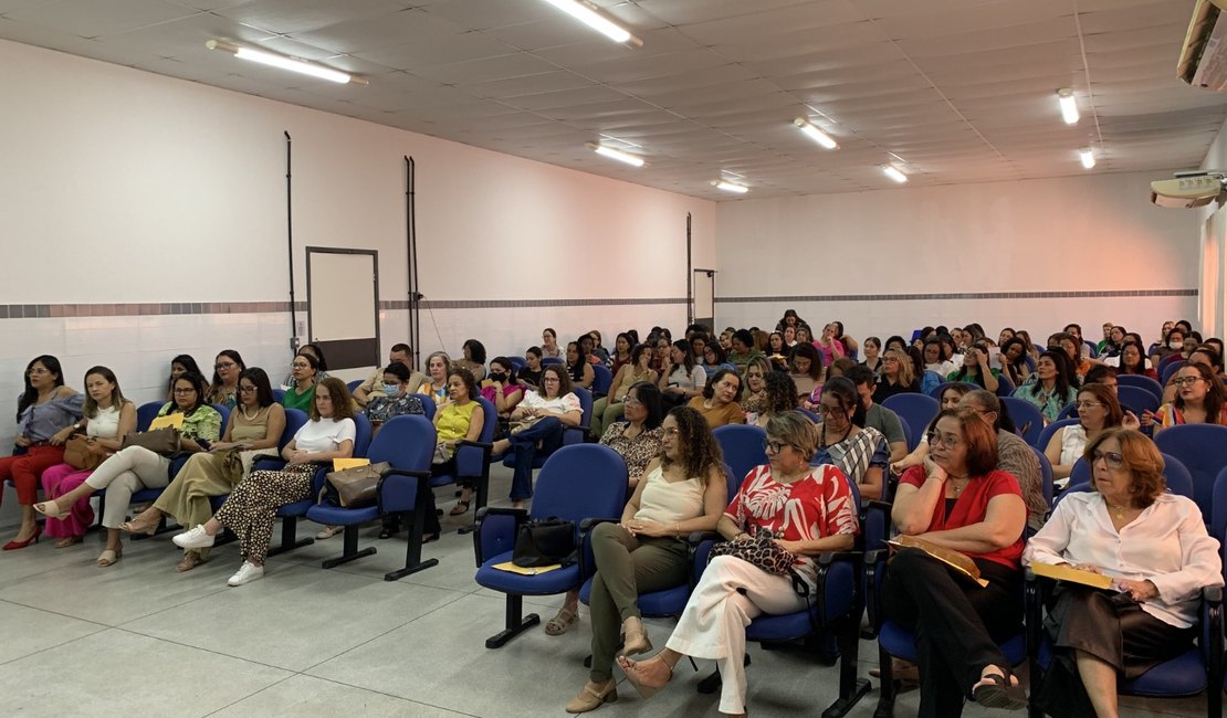 Capacitação discute condicionalidades do programa Bolsa Família em Maceió