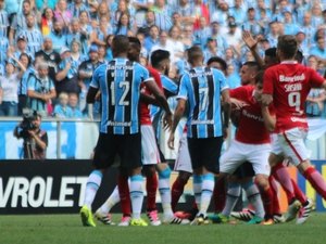Vice do Internacional sugere ao árbitro Chicão: 'Tinha que se aposentar'