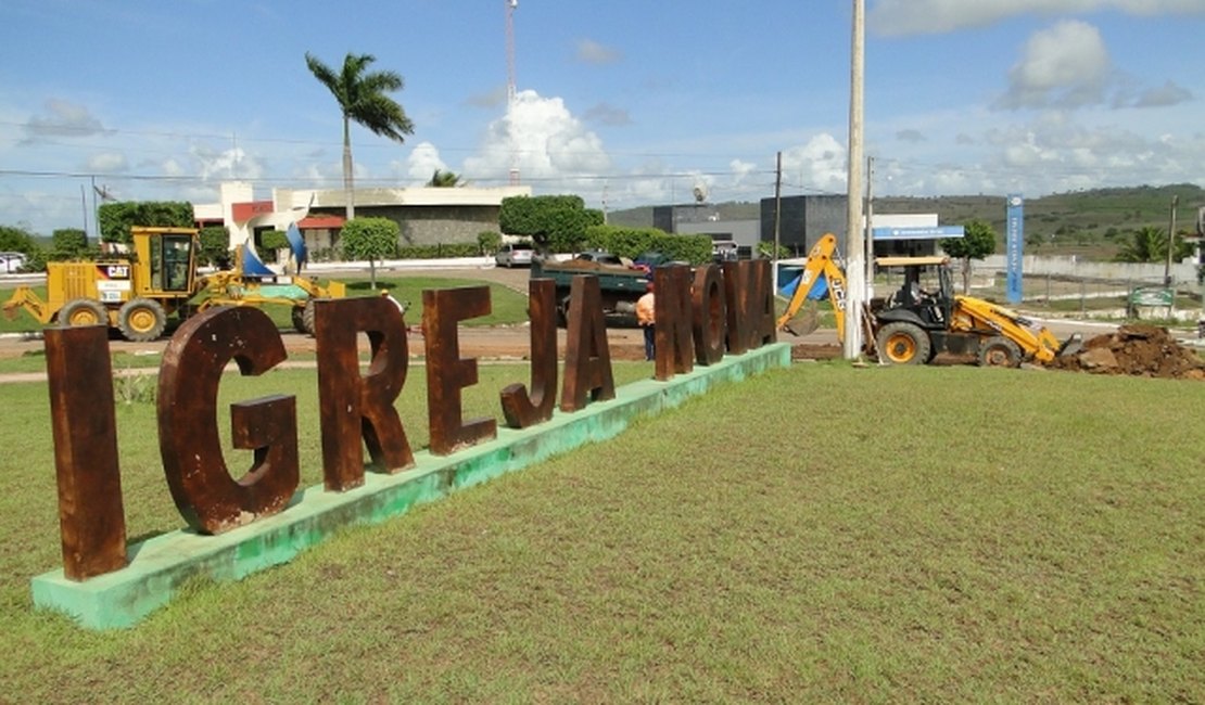 Promotoria ajuíza ação contra prefeito de Igreja Nova