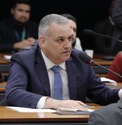 CCJC aprova relatoria de Alfredo Gaspar que criminaliza chantagem com conteúdo íntimo