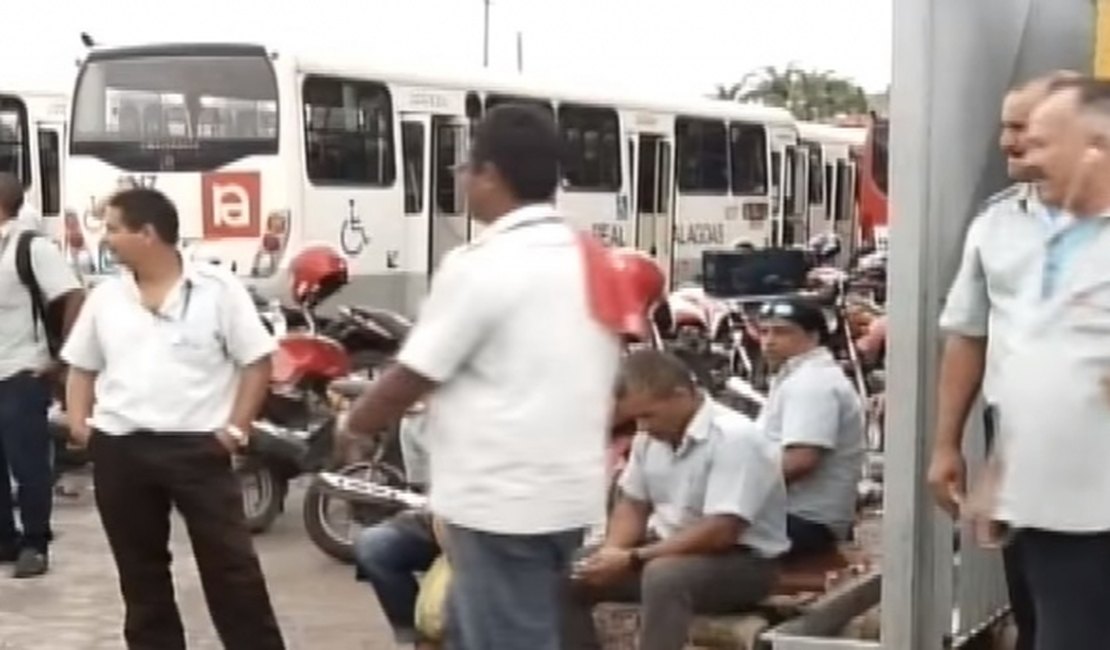 Rodoviários de Alagoas aderem à greve geral e anunciam retenção de ônibus
