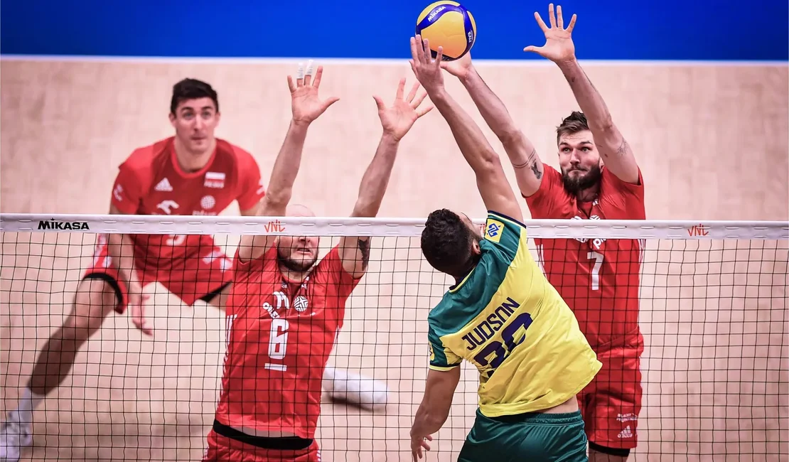 Liga das Nações: Brasil tenta reação, mas perde para a Polônia com grande atuação de Leon