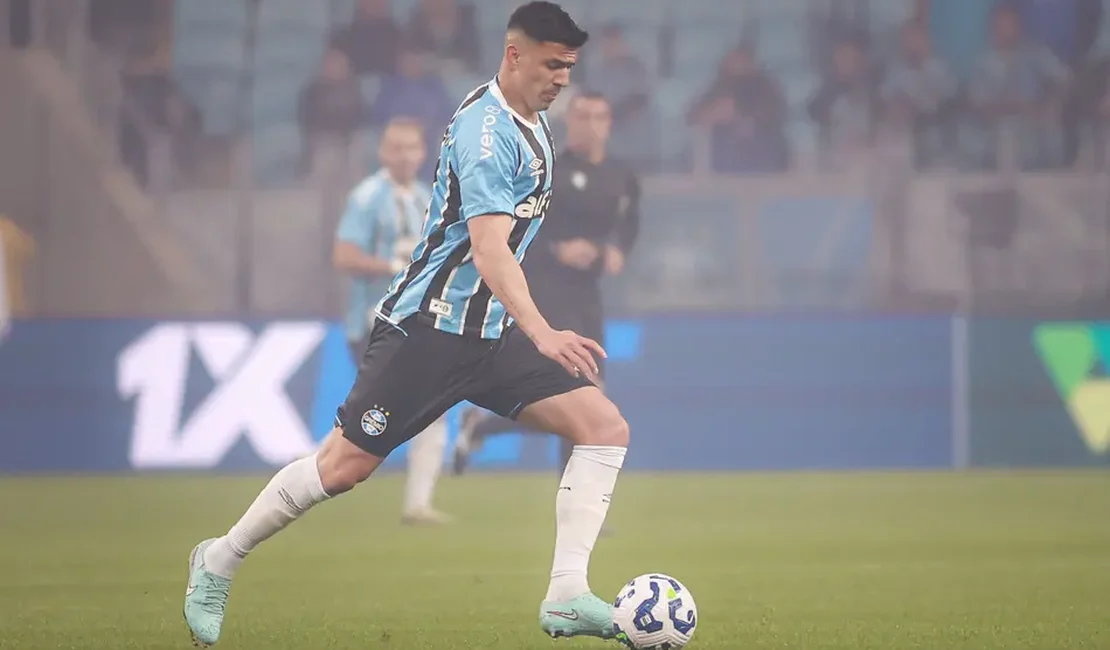 Balbuena passa por cirurgia, e Grêmio divulga previsão de retorno