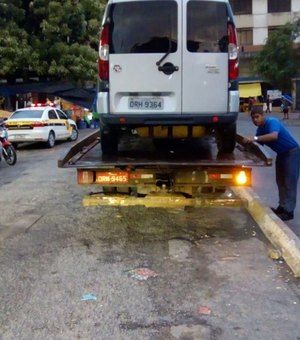 SMTT recolhe veículos de transporte clandestino em Maceió