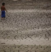 Rios da Amazônia atingem novo recorde de seca e menor nível em mais de 120 anos