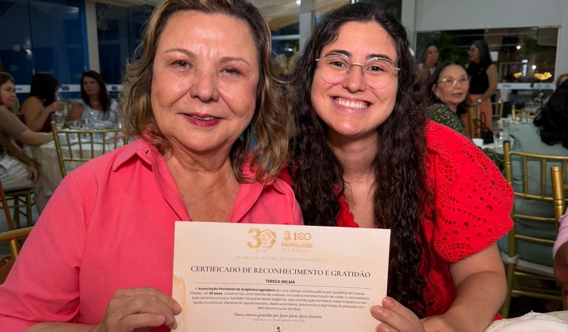 Tereza Nelma é homenageada por trajetória em defesa das pessoas com deficiência
