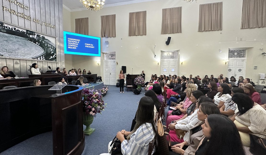Rede de Atenção às Violências participa de sessão na ALE que debateu a violência contra mulher
