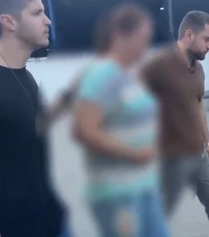 Mulher é presa suspeita de desviar até R$ 20 mil de clínica odontológica em Maceió