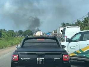 Novo protesto ocorre na AL-101 nas proximidades da Barra Nova
