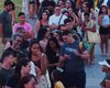 Clientes fazem fila para comprar bolo vulcão que viralizou na orla de Maceió