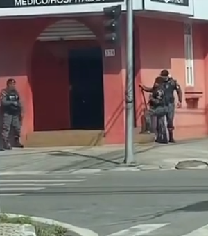 Trote sobre assalto com reféns mobiliza Polícia Militar na Avenida Moreira e Silva