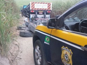 Caminhoneiro é mantido refém em canavial e tem 36 pneus roubados