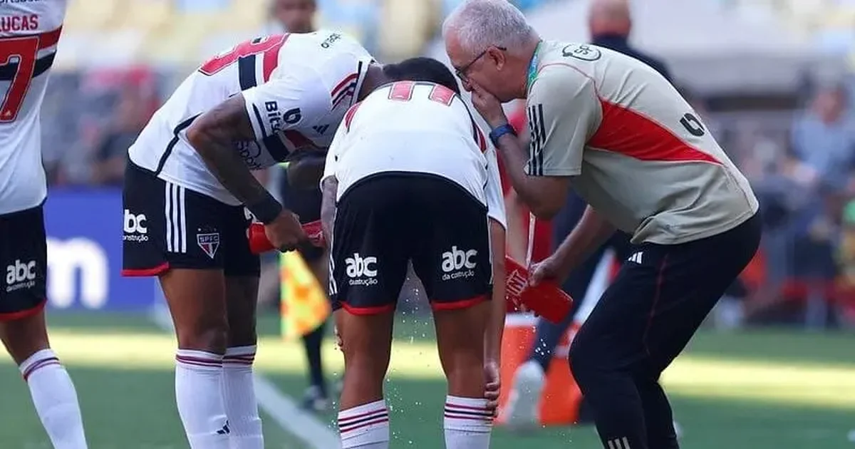 Em clima de festa no Morumbi, Calleri faz dois e São Paulo bate