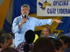 Eduardo Tavares participa de debate com 300 lideranças