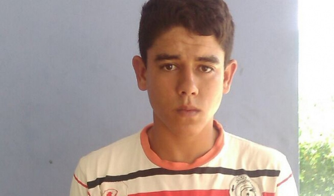 Jovem é preso por roubo no bairro Massaranduba em Arapiraca