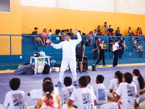 Estudantes de escolas municipais participam do Vivenciando o Esporte