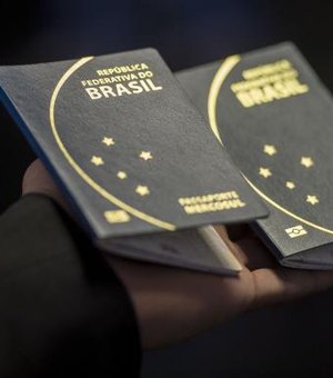 Temer sanciona projeto que libera R$ 102 milhões para emissão de passaportes