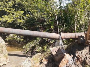 Conserto de adutora dá sequência ao abastecimento de Arapiraca