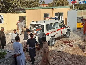 Explosão em mesquita no Afeganistão deixa mais de 100 mortos e feridos