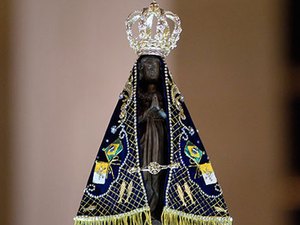 Projeto que tira de Nossa Senhora o título de padroeira do Brasil está arquivado