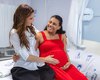 Marina JHC conversa com gestantes em visita ao HC