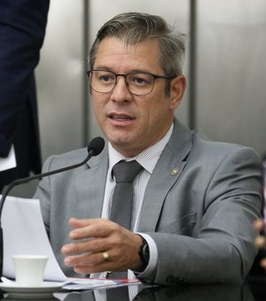 Maternidade fecha por falta de pagamento e Estado oferece solução pela metade, diz Cabo Bebeto