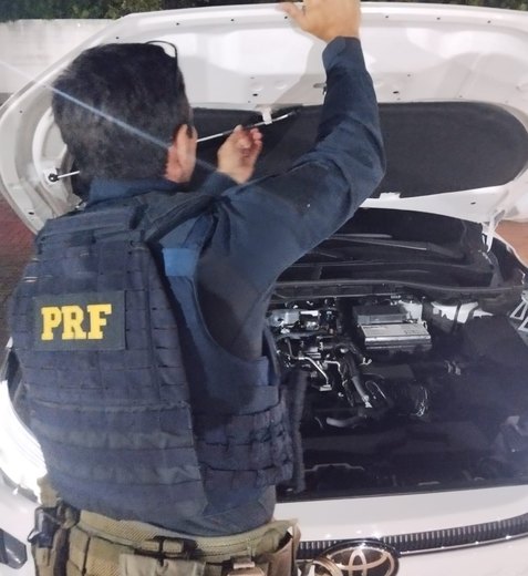 Homem é preso em Maceió com carro roubado em São Paulo