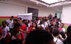 Estudantes ocupam campus do Ifal em protesto contra reforma no ensino médio