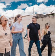 Deputada Cibele Moura visita ONG com Leopoldina Amorim, ex-prefeita de Maribondo