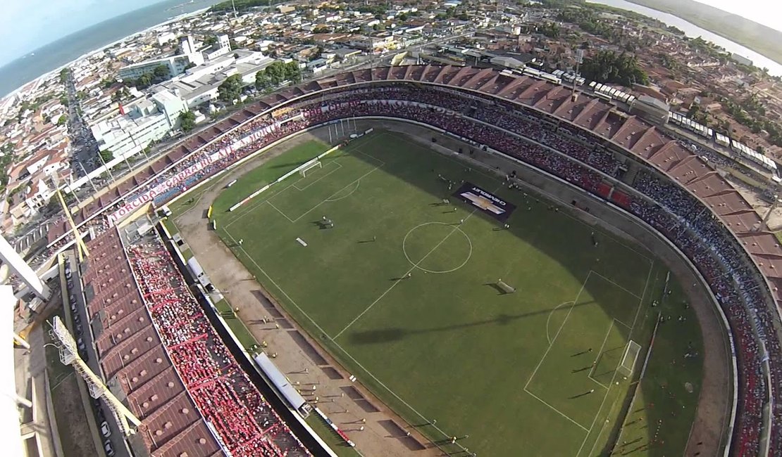 Juiz da 1ª Vara da Infância multa FAF e CSA por menor desacompanhado em estádio