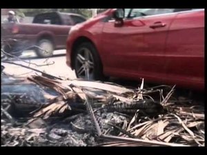Manifestantes bloqueiam AL-101 Norte contra emissão de alvarás para embarcações