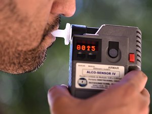 Homem embriagado e sem habilitação é preso em Arapiraca