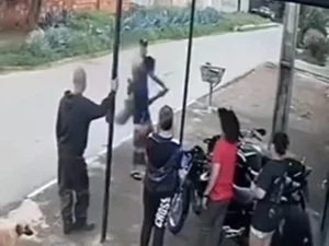 Policial militar dá rasteira em suspeito durante abordagem no Entorno