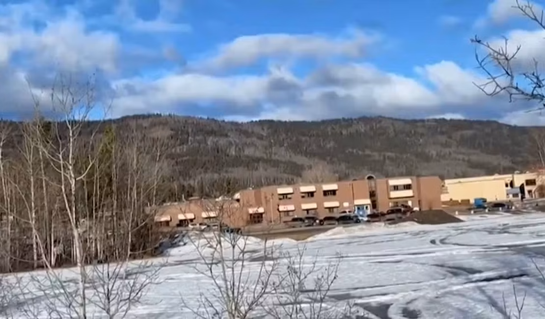 Ataque a tiros em escola e casa deixa 10 mortos e 25 feridos no Canadá