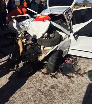 Vídeo: condutor embriagado provoca acidente e deixa duas pessoas gravemente feridas