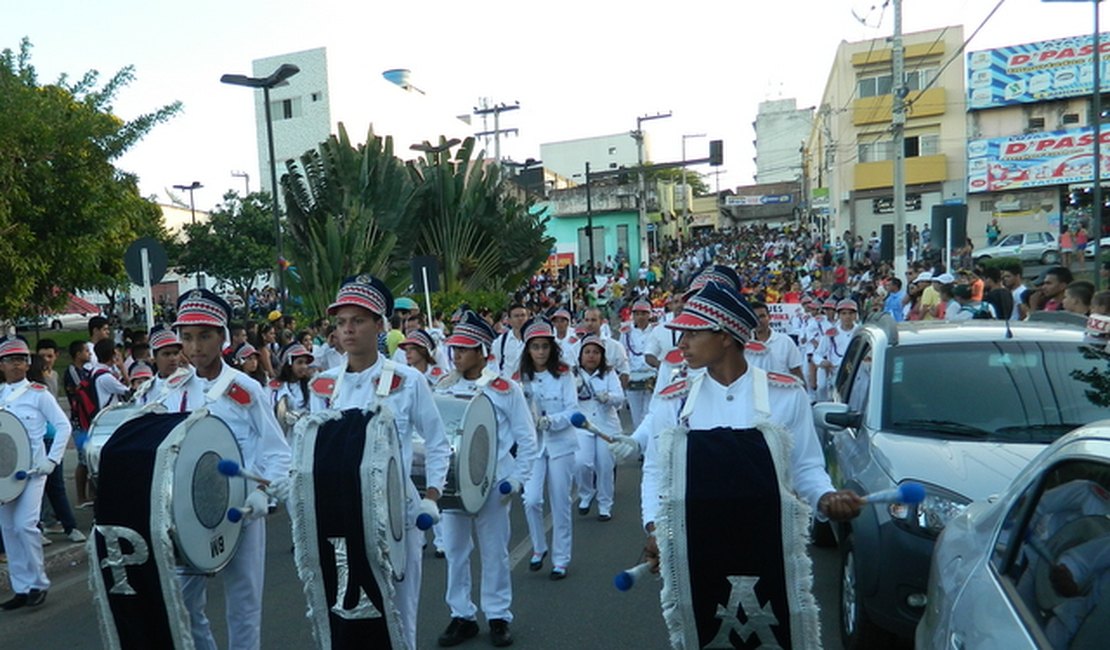 Abertura dos Jogos Escolares de Arapiraca é realizado em ritmo de festa 