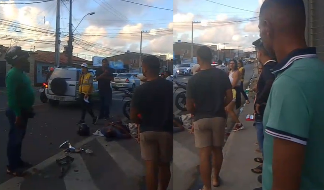 Colisão entre carro e moto deixa homem ferido no Jacintinho, em Maceió