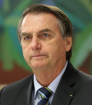 Bolsonaro divulga música com resposta a críticas de Dani Mercury e Caetano