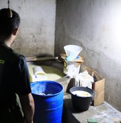 Betoneira enferrujada era usada em laticínio insalubre na zona rural de Girau do Ponciano