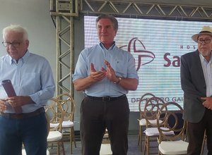 No Agreste de Alagoas, Collor diz que sua pré-candidatura ao governo é para dar mais emprego aos jovens