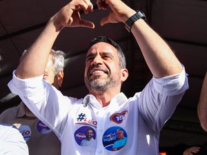 Em Rio Largo, Paulo Dantas destaca geração de empregos em Alagoas