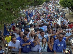 Marcelo Rodrigues  faz caminhada histórica na comunidade Genipapo