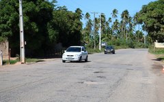 Rodovia AL 101 Norte, em Peroba, encontra-se em péssimo estado