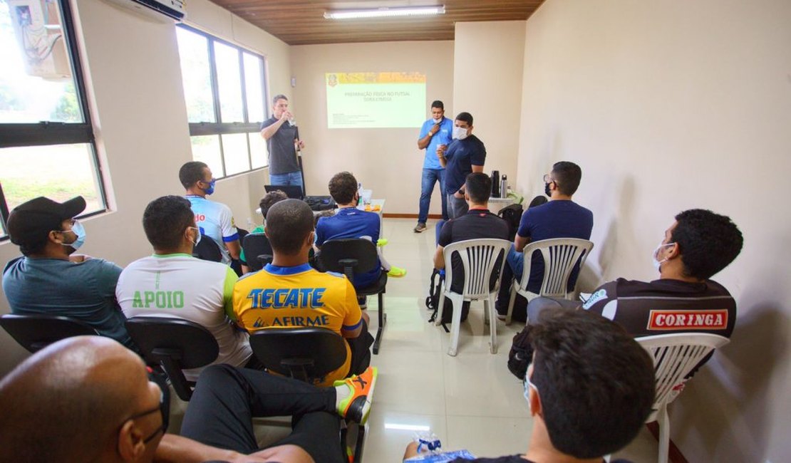 Futsal é tema de encontro entre profissionais do Esporte de Arapiraca e região