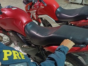 Polícia apreende duas motocicletas com irregularidades em União dos Palmares