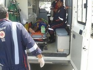 Colisão entre carro e moto deixa um ferido na AL-220, em Arapiraca