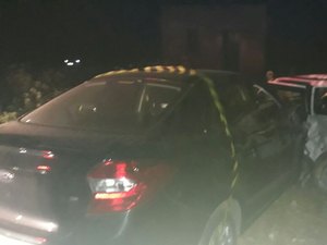 Idosa, criança de 2 anos e outros quatro são vítimas de colisão entre veículos 