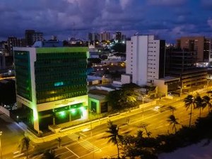 TRT/AL recebe iluminação especial pela saúde e segurança no trabalho