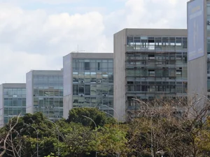 Com Lula, Esplanada terá 60% mais ministérios do que no governo atual