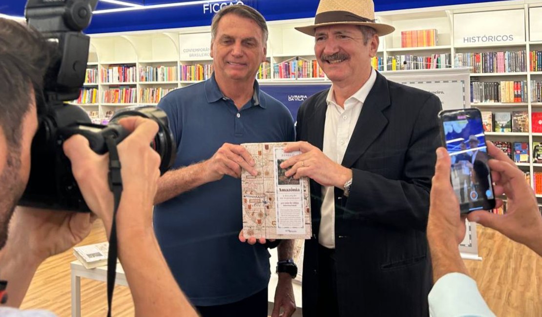 Alagoano Aldo Rebelo ‘assanha’ militância de esquerda com recepção a Bolsonaro em lançamento de livro